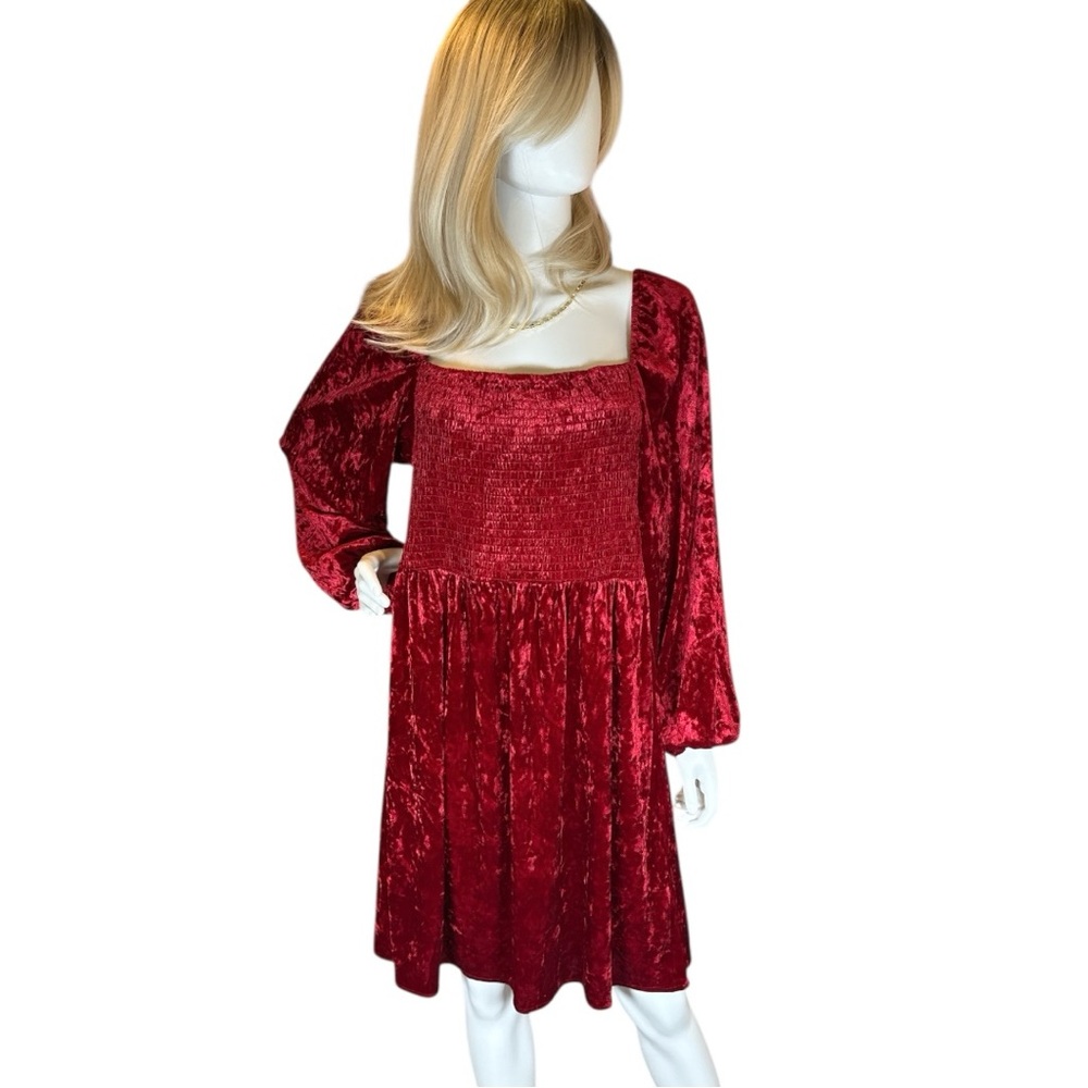 Bar III NWT Red Velvet Midi Dress - Picture 10 of 10